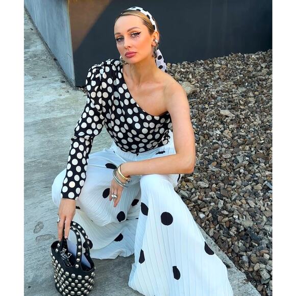 MANGO Asymmetrical Polka Dot Satin Blouse ✨🖤🤍 NWT - Picture 8 of 16